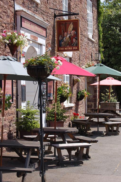 The Mitre Inn Witheridge Esterno foto